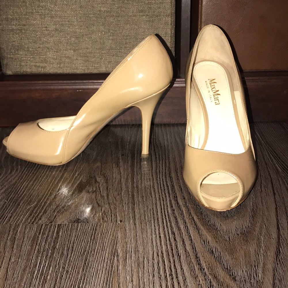 MaxMara Italian Pumps